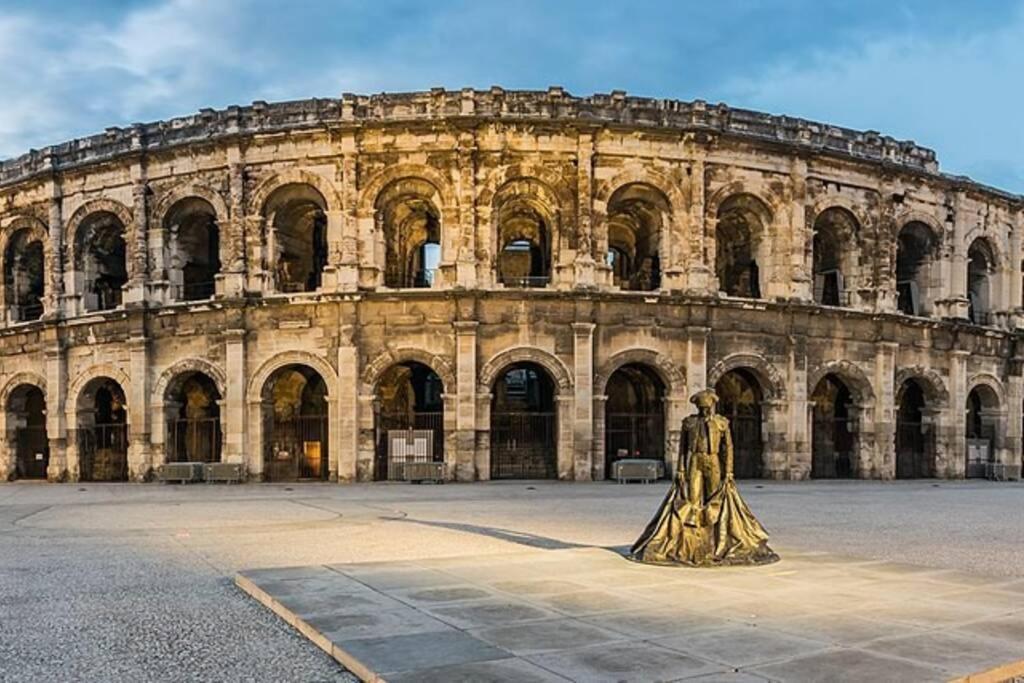 Le Studio D'Auguste- Coeur De Nimes-Chaleureux-Emplacement Ideal Exteriör bild